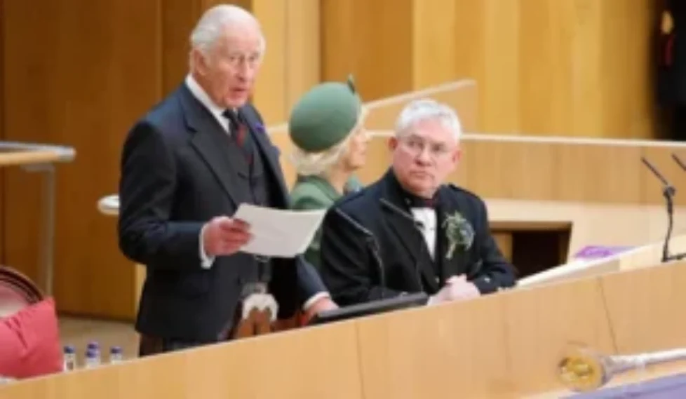 queen-camilla-3